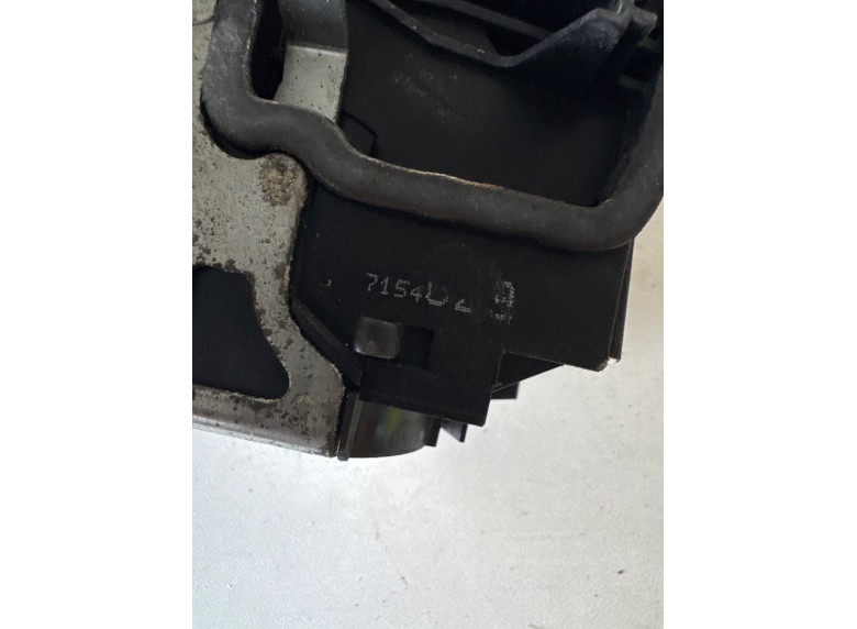 Замок двери задней левой к BMW 5 E60/E61, 2004г.