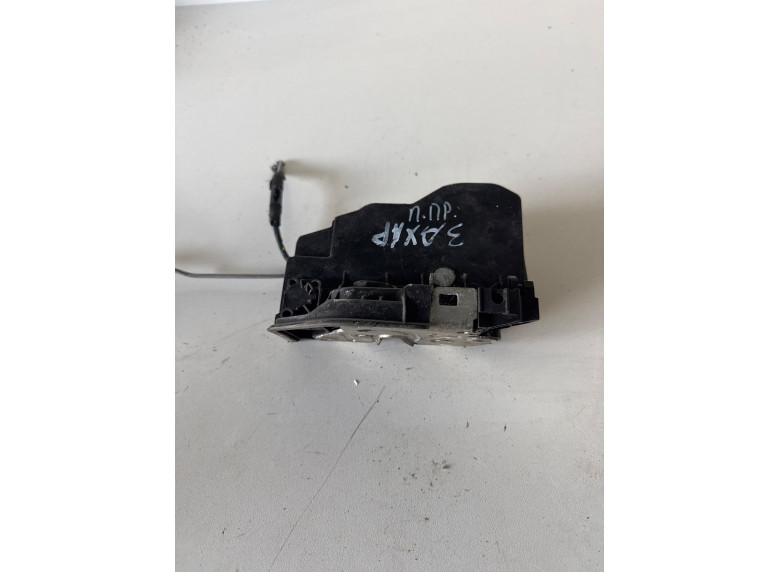 Замок двери передней правой к BMW 5 E60/E61, 2004г.