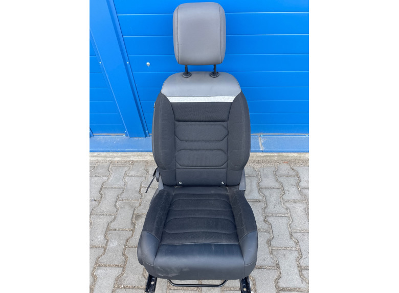 Сиденье переднее правое к Citroen C5 Aircross, 2023г.