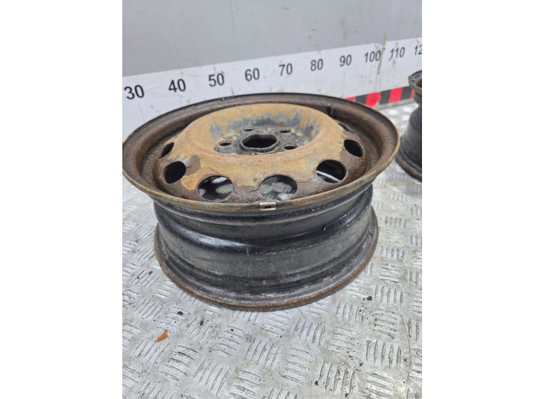 Диск штампованный к Volkswagen Sharan, 2000г.