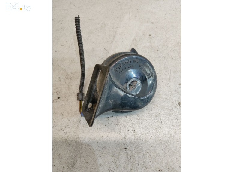 Сигнал (клаксон) к Audi A4 1998 г.