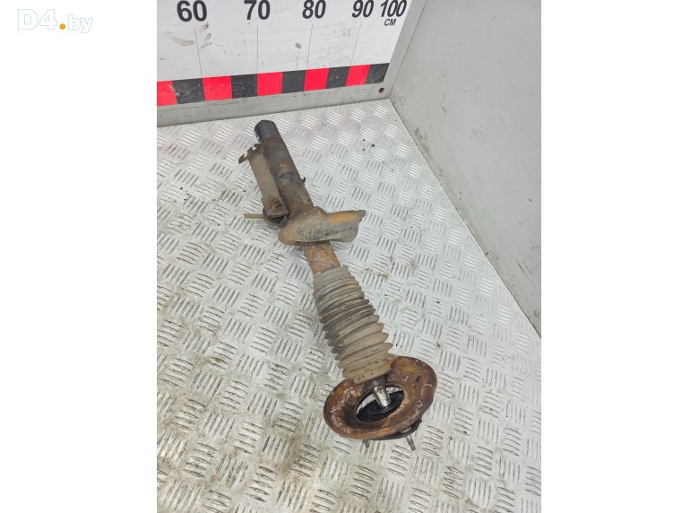 Амортизатор передний левый к Ford Focus 2003 г.