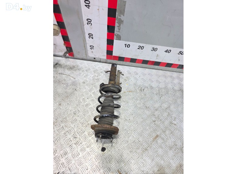 Амортизатор передний правый к Ford Focus 2003 г.