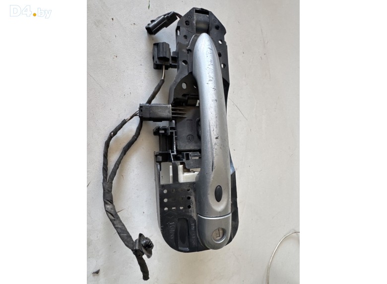 Ручка наружная передняя левая к Renault Scenic 2009 г.
