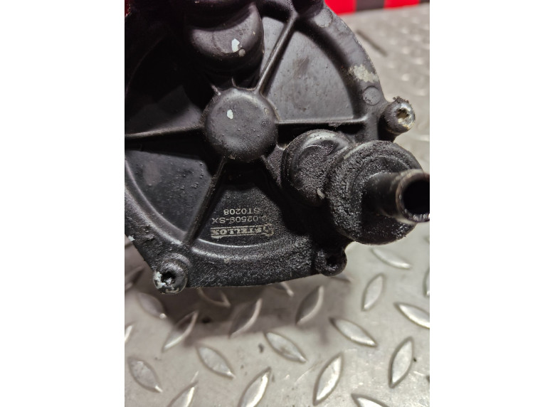 Насос вакуумный к Ford Focus, 2002г.