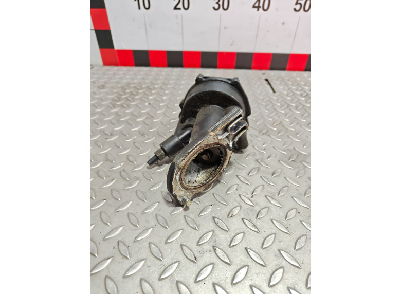 Насос вакуумный к Ford Focus, 2002г.