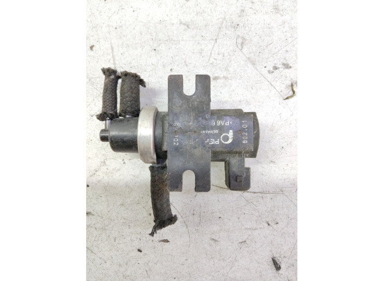 Клапан электромагнитный к Audi A4, 1998г.