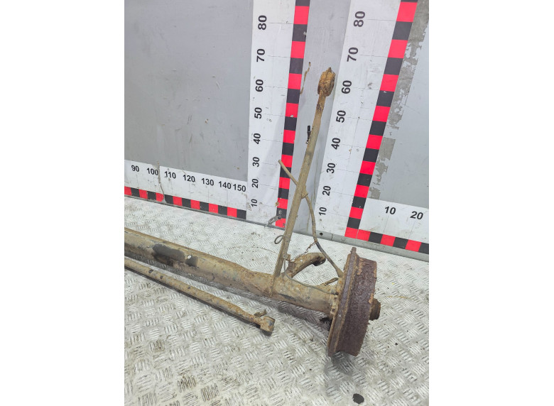 Балка подвески задняя к Audi 100, 1988г.