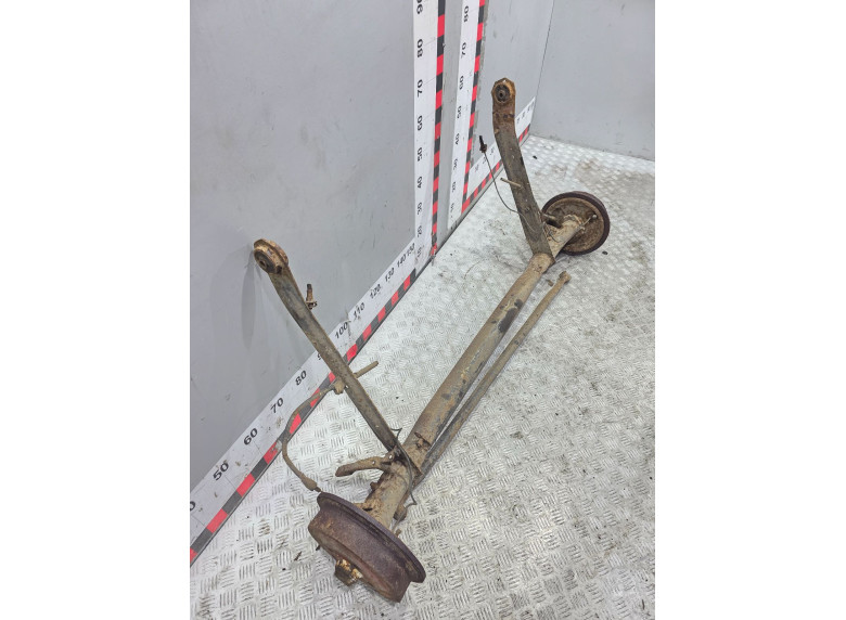 Балка подвески задняя к Audi 100, 1988г.