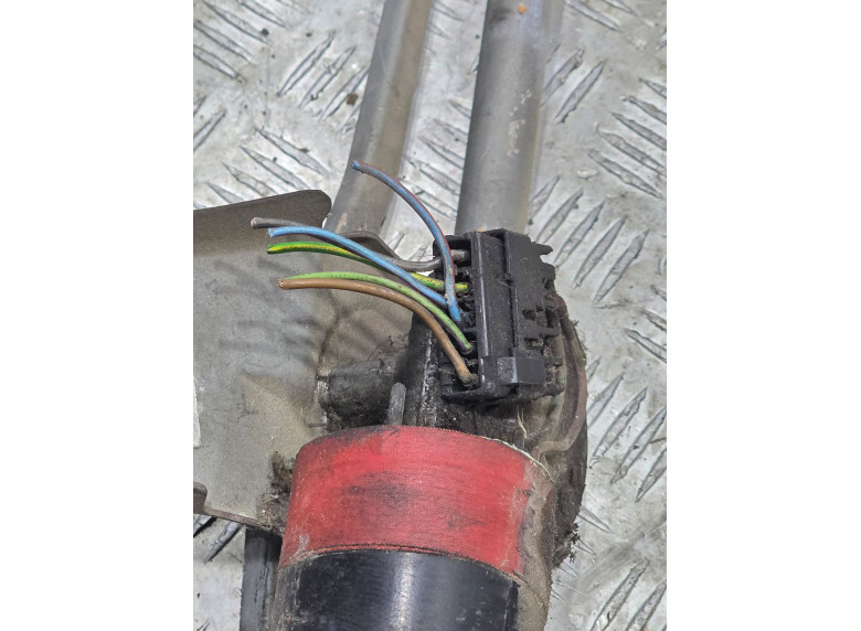 Механизм стеклоочистителя (трапеция дворников) к Audi 100, 1988г.