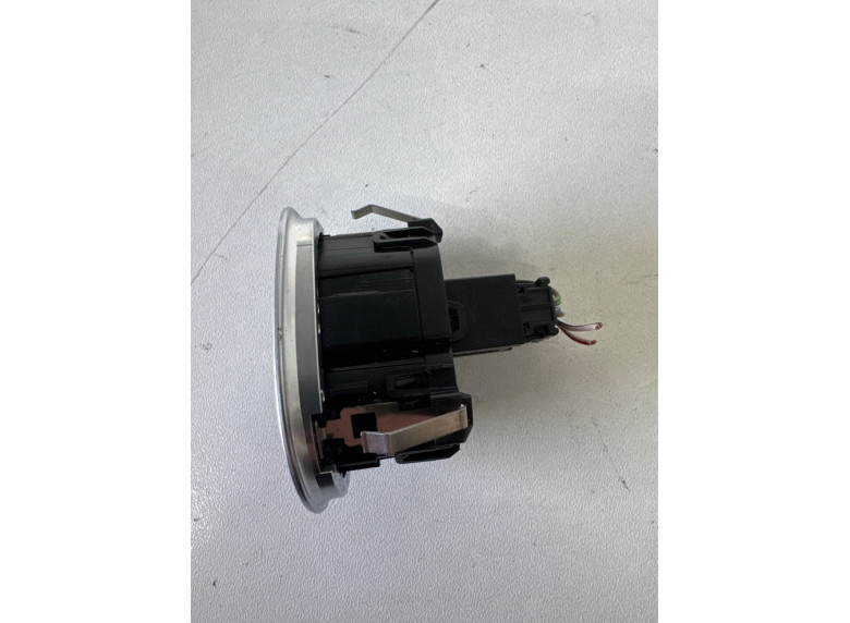 Кнопка запуска двигателя к BMW 3 F30/F31/GT F34, 2013г.