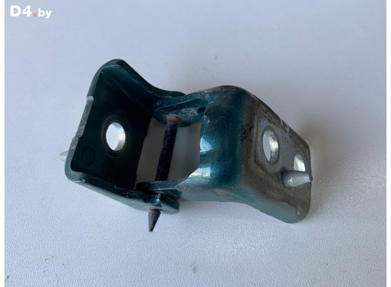 Петля двери передней левой к Peugeot 308 2022 г.