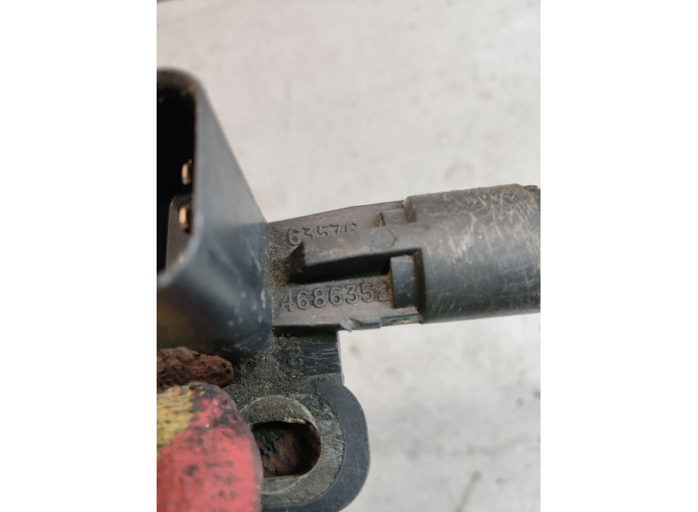 Датчик коленвала к Chrysler Voyager, 2000г.