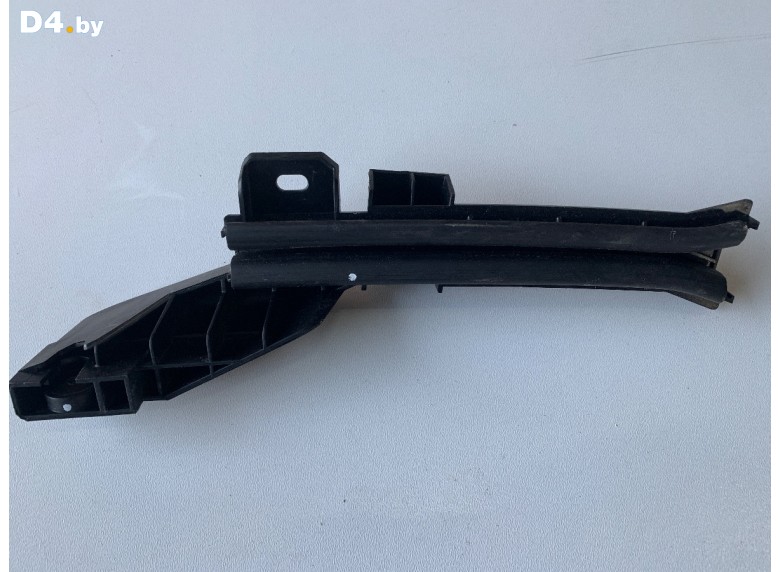 Направляющая стекла к Peugeot 308 2022 г.