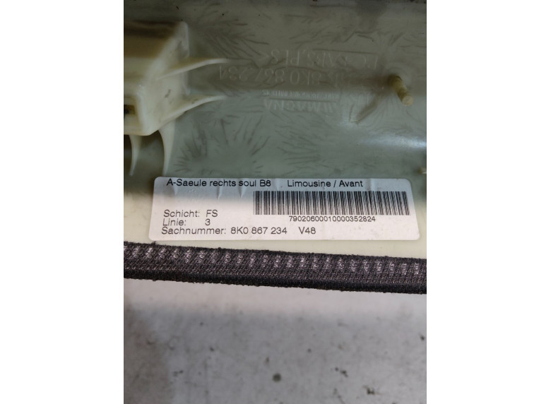 Обшивка стойки передней правой к Audi A4, 2008г.