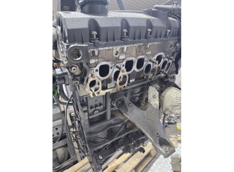 Двигатель к Audi A4, 2006г.