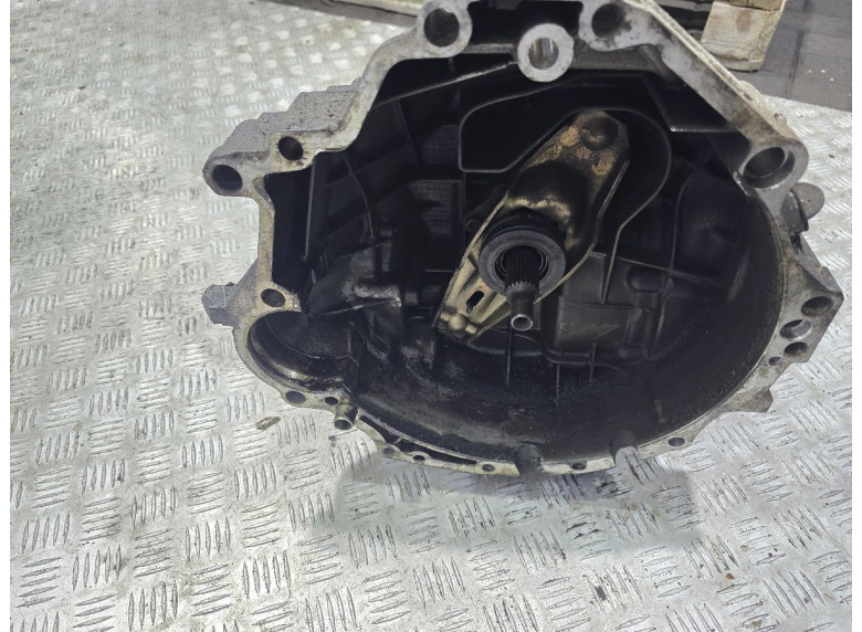 КПП механическая (МКПП) к Audi A4, 2006г.