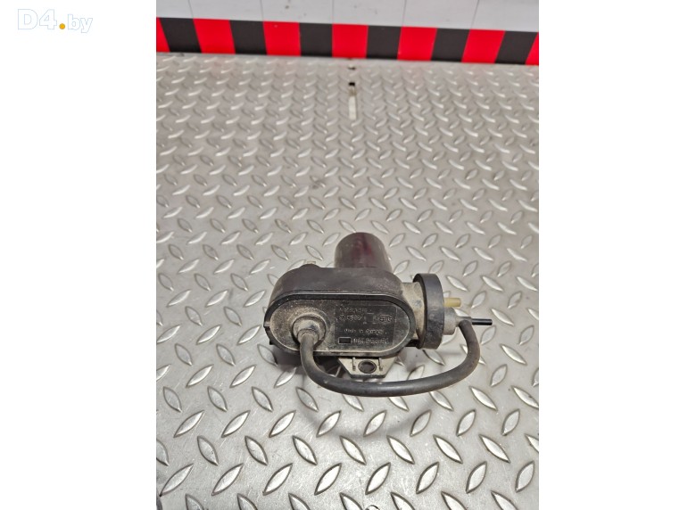 Насос вакуумный к Audi 100 1990 г.