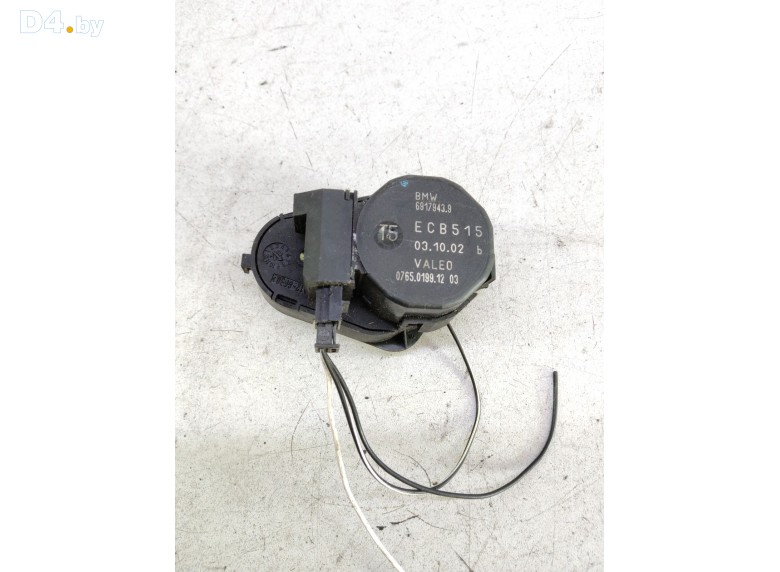 Моторчик заслонки печки к BMW 5E39 2002 г.