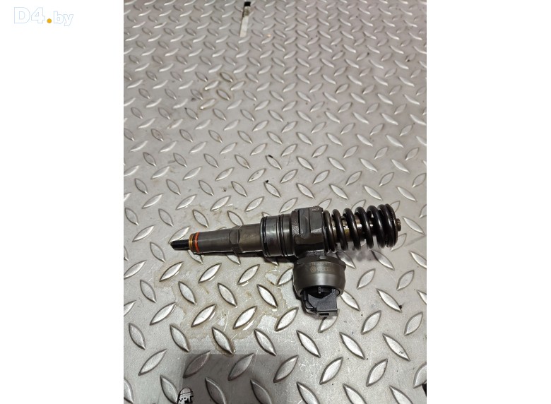 Форсунка к Volkswagen Golf 2007 г.