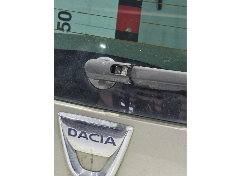 Моторчик заднего стеклоочистителя (дворника) к Dacia Duster, 2012г.