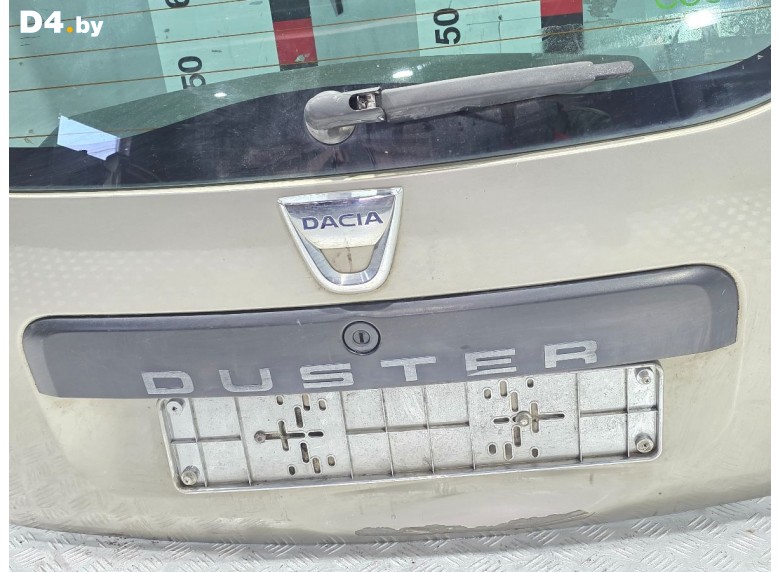 Накладка подсветки номера к Dacia Duster 2012 г.