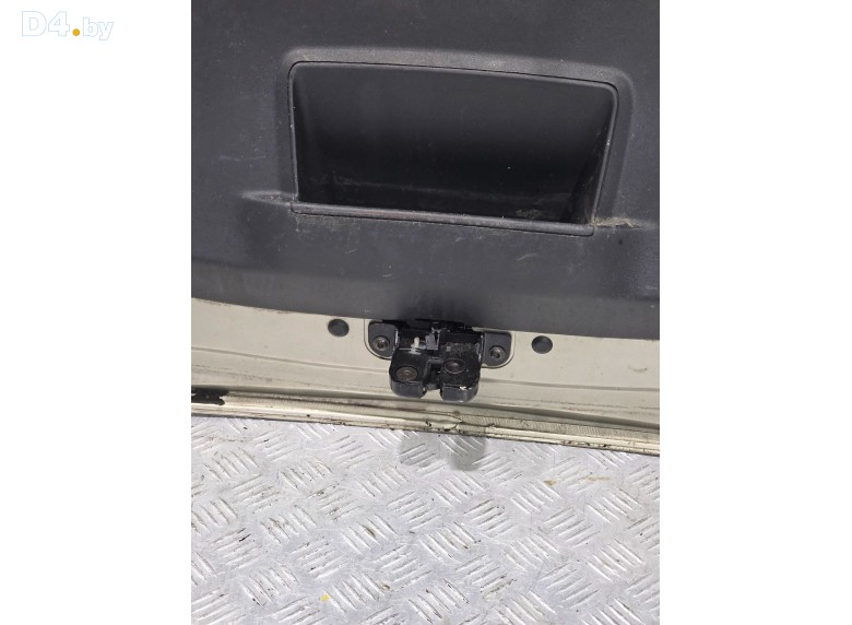 Замок багажника к Dacia Duster 2012 г.