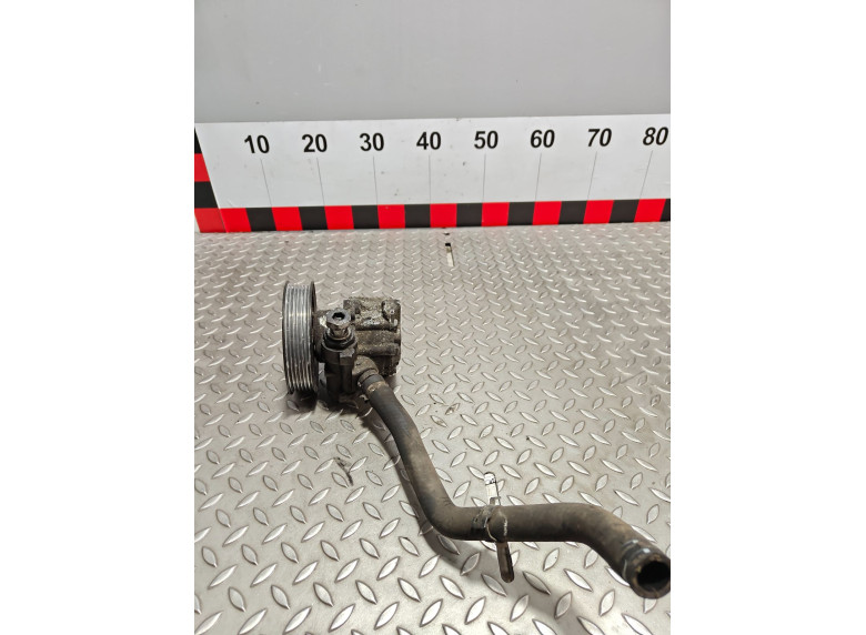 Насос гидроусилителя руля к Audi A4, 2006г.