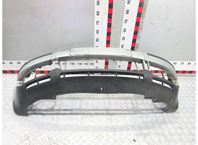 Бампер передний к Volkswagen Passat, 2003г.