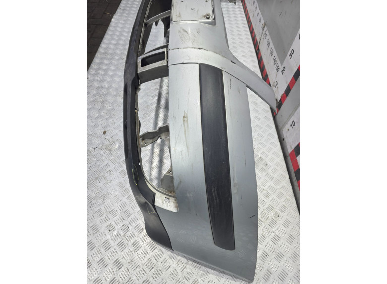 Бампер передний к Volkswagen Passat, 2003г.