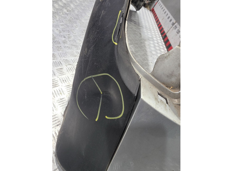 Бампер передний к Volkswagen Passat, 2003г.