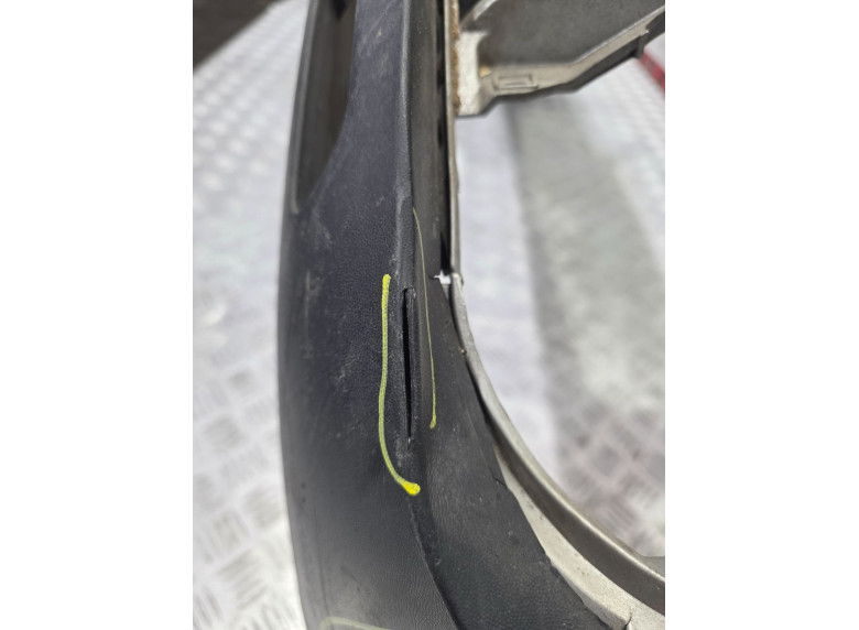 Бампер передний к Volkswagen Passat, 2003г.