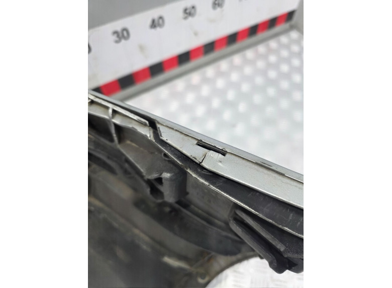 Бампер передний к Volkswagen Passat, 2003г.