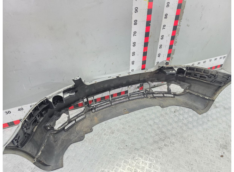 Бампер передний к Volkswagen Passat, 2003г.