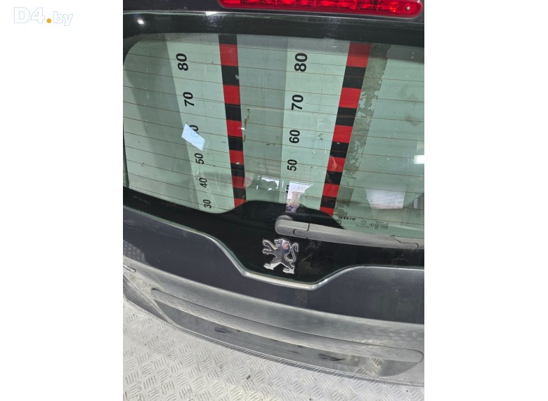 Моторчик заднего стеклоочистителя (дворника) к Peugeot 5008 2011 г.