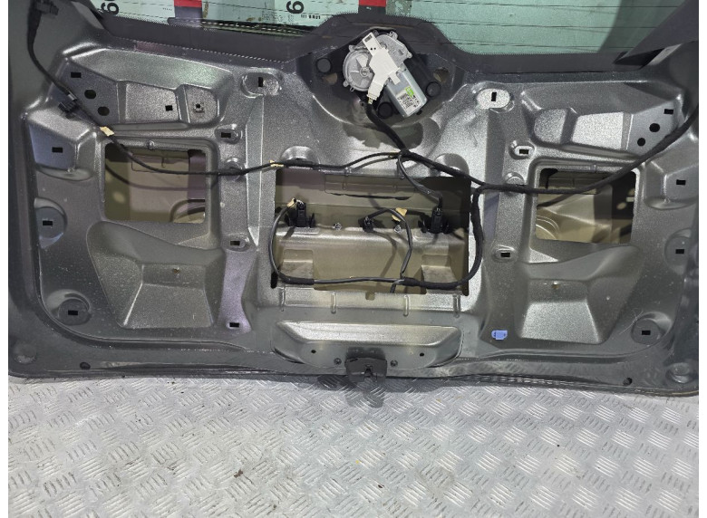 Крышка багажника (дверь 3-5) к Peugeot 5008, 2011г.