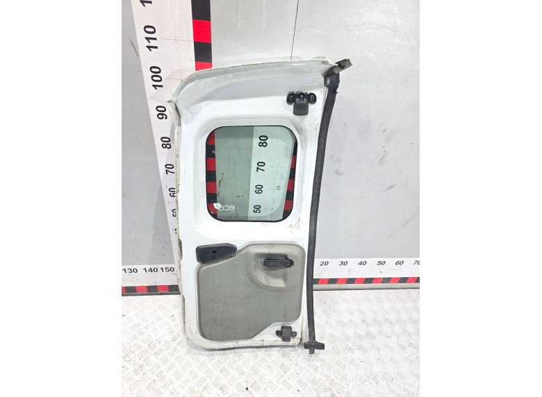 Дверь задняя распашная правая к Dacia Logan, 2011г.