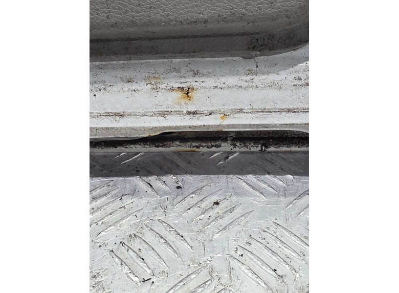 Дверь задняя распашная правая к Dacia Logan, 2011г.