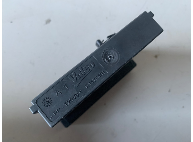 Блок управления светом к Peugeot 308, 2022г.