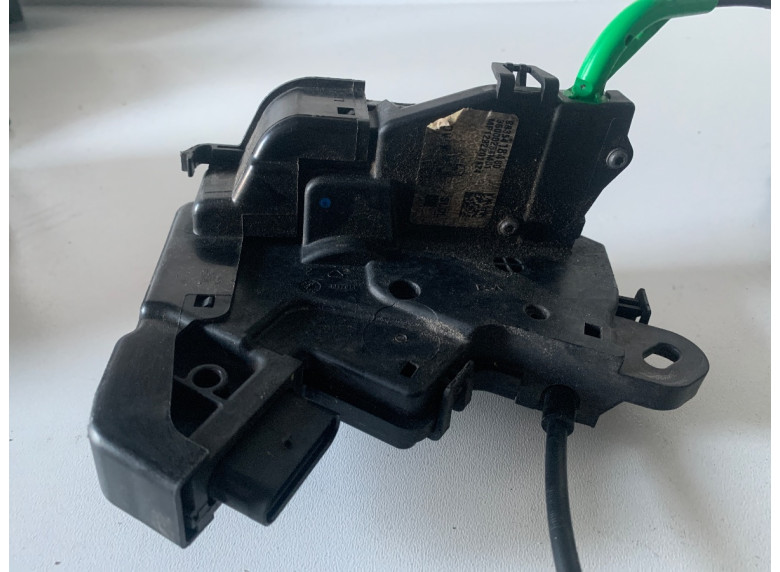 Замок двери задней левой к Peugeot 308, 2022г.