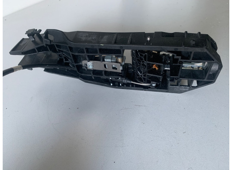 Замок двери задней левой к Peugeot 308, 2022г.