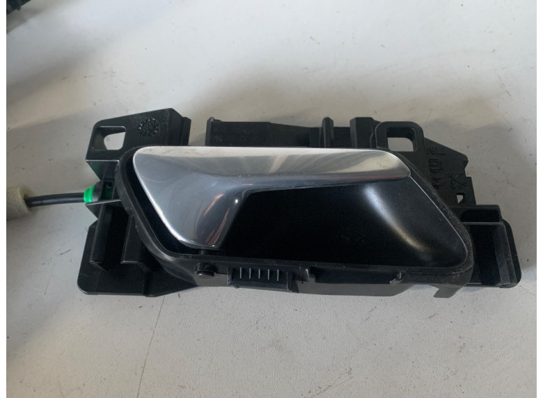 Замок двери задней правой к Peugeot 308, 2022г.