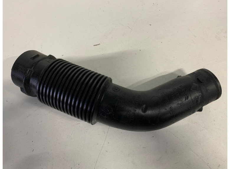 Патрубок воздушного фильтра к Peugeot 308, 2022г.
