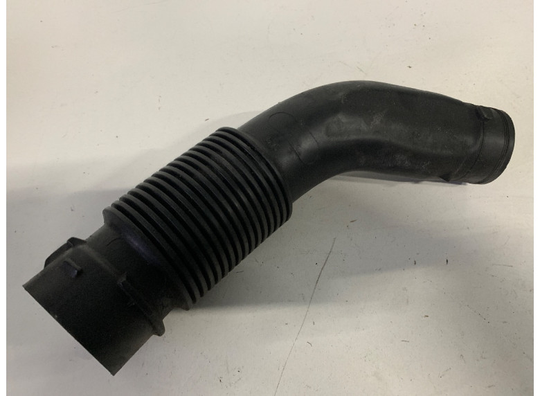 Патрубок воздушного фильтра к Peugeot 308, 2022г.