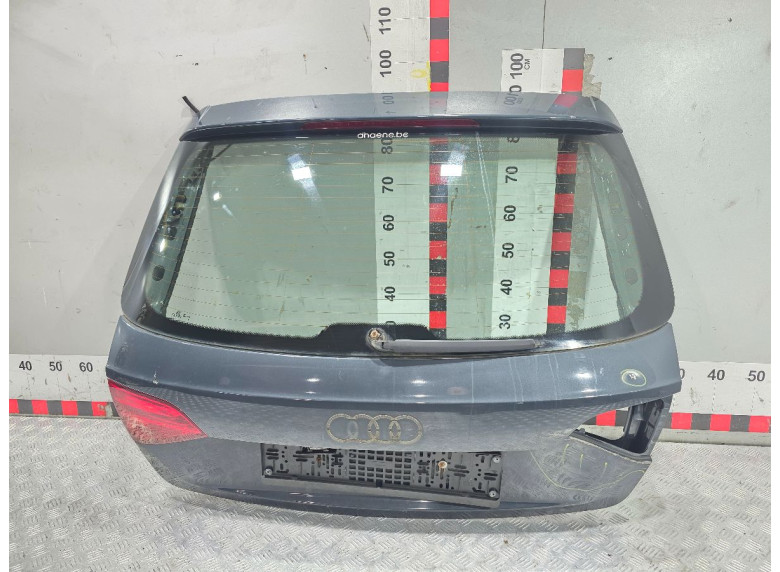 Стоп-сигнал к Audi A4, 2008г.