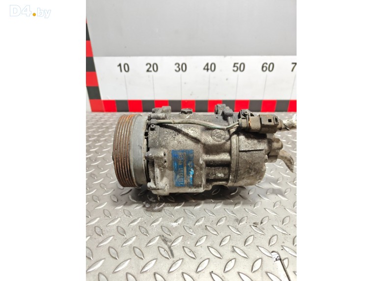 Компрессор кондиционера к Volkswagen Sharan 2001 г.