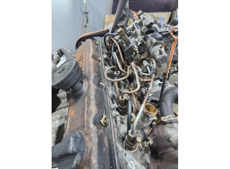 Трубка топливная к Audi 100, 1989г.