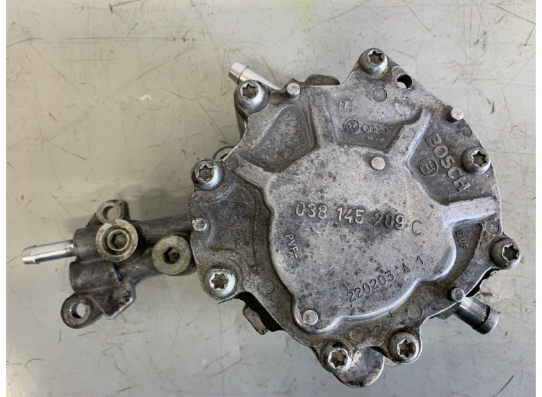 Насос тандемный к Audi A4, 2005г.