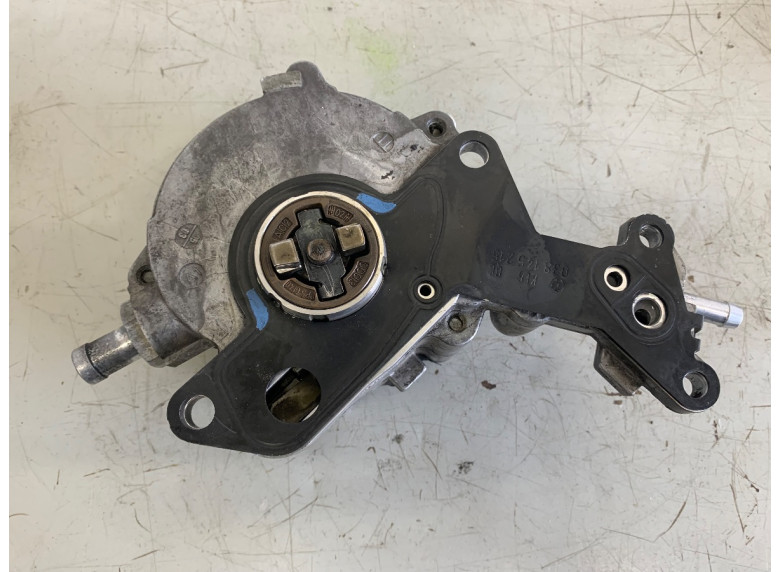 Насос тандемный к Audi A4, 2005г.