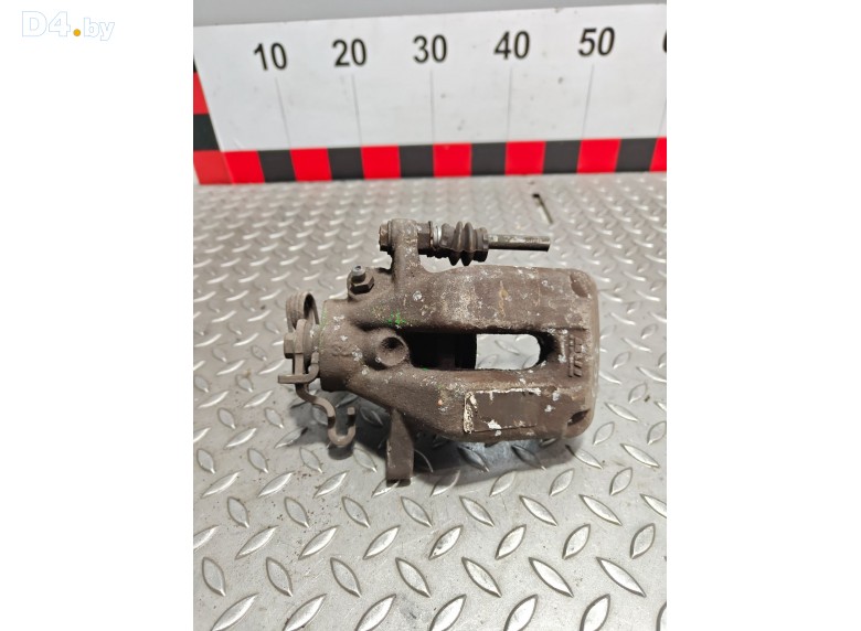 Суппорт задний левый к Peugeot 607 2006 г.